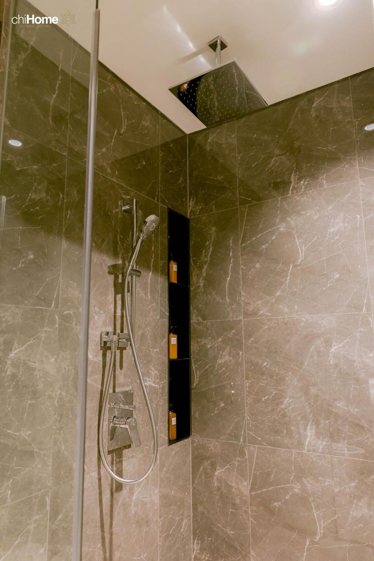 Appartement 6 Star Skyvilla 4br 180m2 Riverfront D1 Panoramic Hô Chi Minh-Ville
