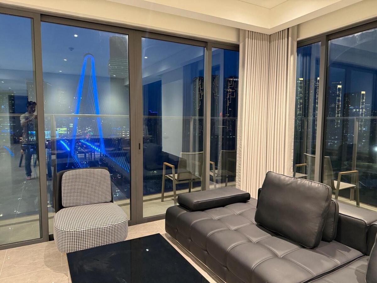 6 Star Skyvilla 4br 180m2 Riverfront D1 Panoramic Hô Chi Minh-Ville